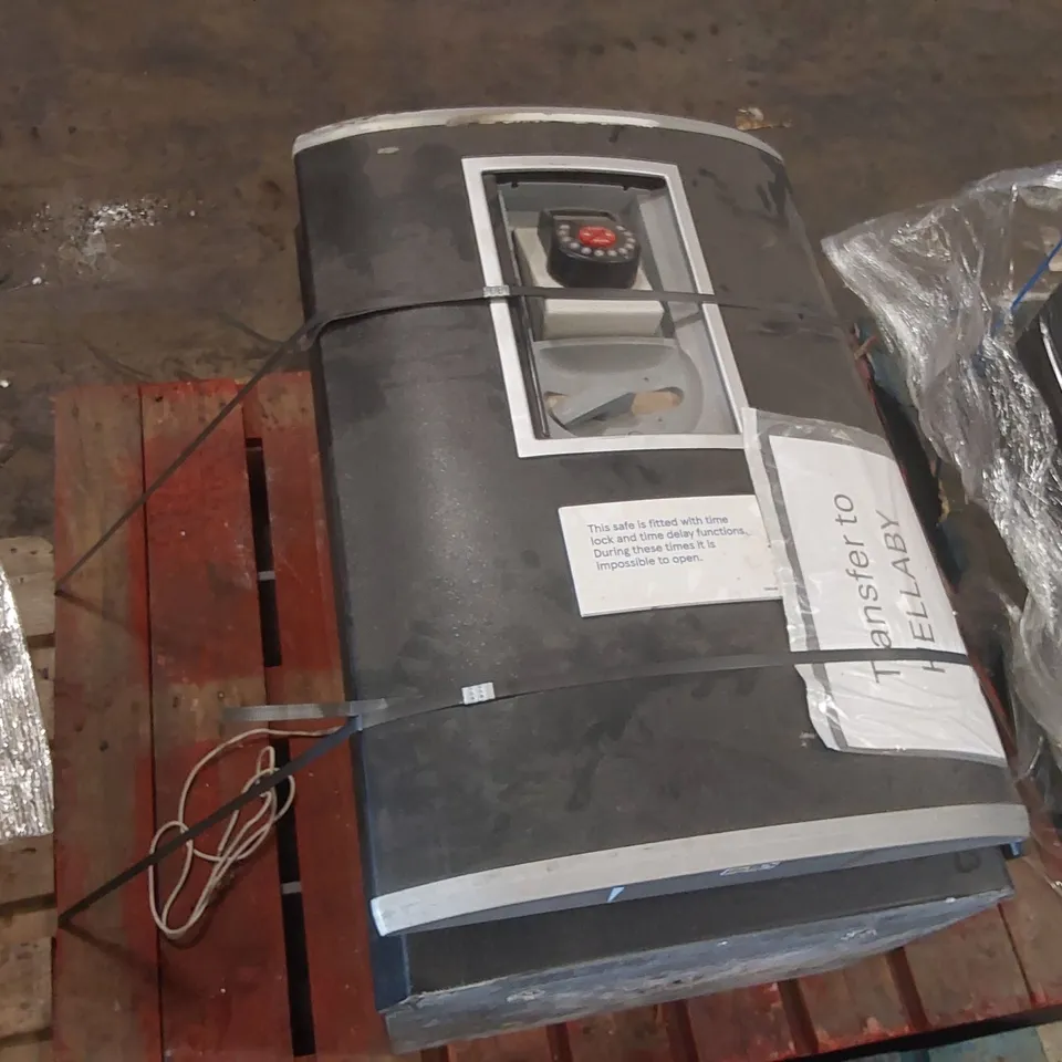 GUNNEBO HEAVY DUTY TIME LOCK SECURITY SAFE