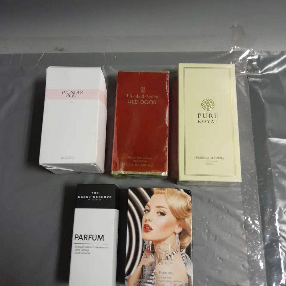 BOX OF APPROXIMATELY 5 ASSORTED BOXED FRAGRANCES TO INCLUDE - FEDERICO MAHORA PURE ROYAL - ZARA WONDER ROSE - ELIZABETH ARDEN RED DOOR - ETC