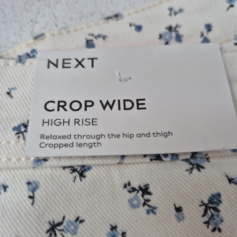 NEXT CROP WIDE HIGH RISE FLORAL TROUSERS – UK 10R (EU 38, US 6R)