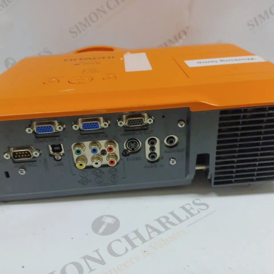 UNBOXED HITACHI ED-X31 LCD PROJECTOR