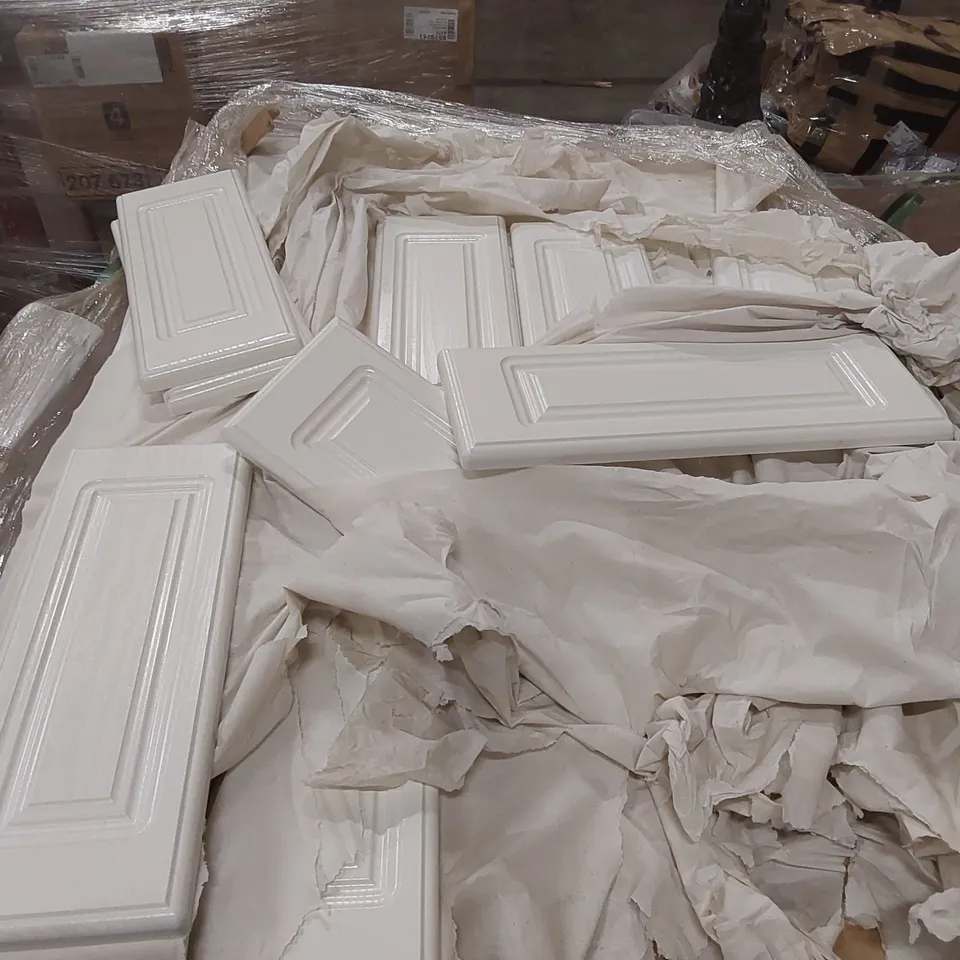 LARGE PALLET OF ASSORTED WOODEN FURNITURE PANELS 