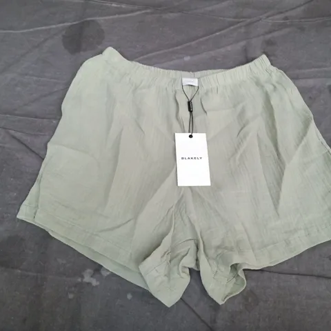 BLAKELY SHORTS – SAGE GREEN, MEDIUM