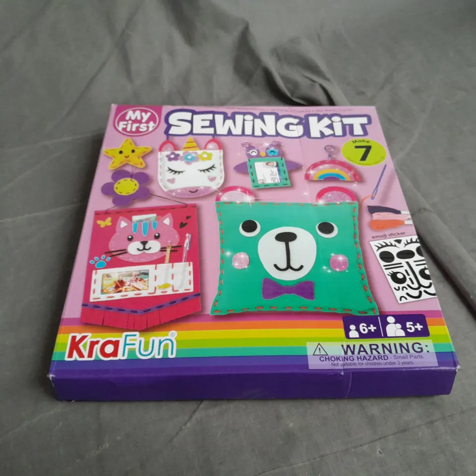 MY FIRST SEWING KIT 