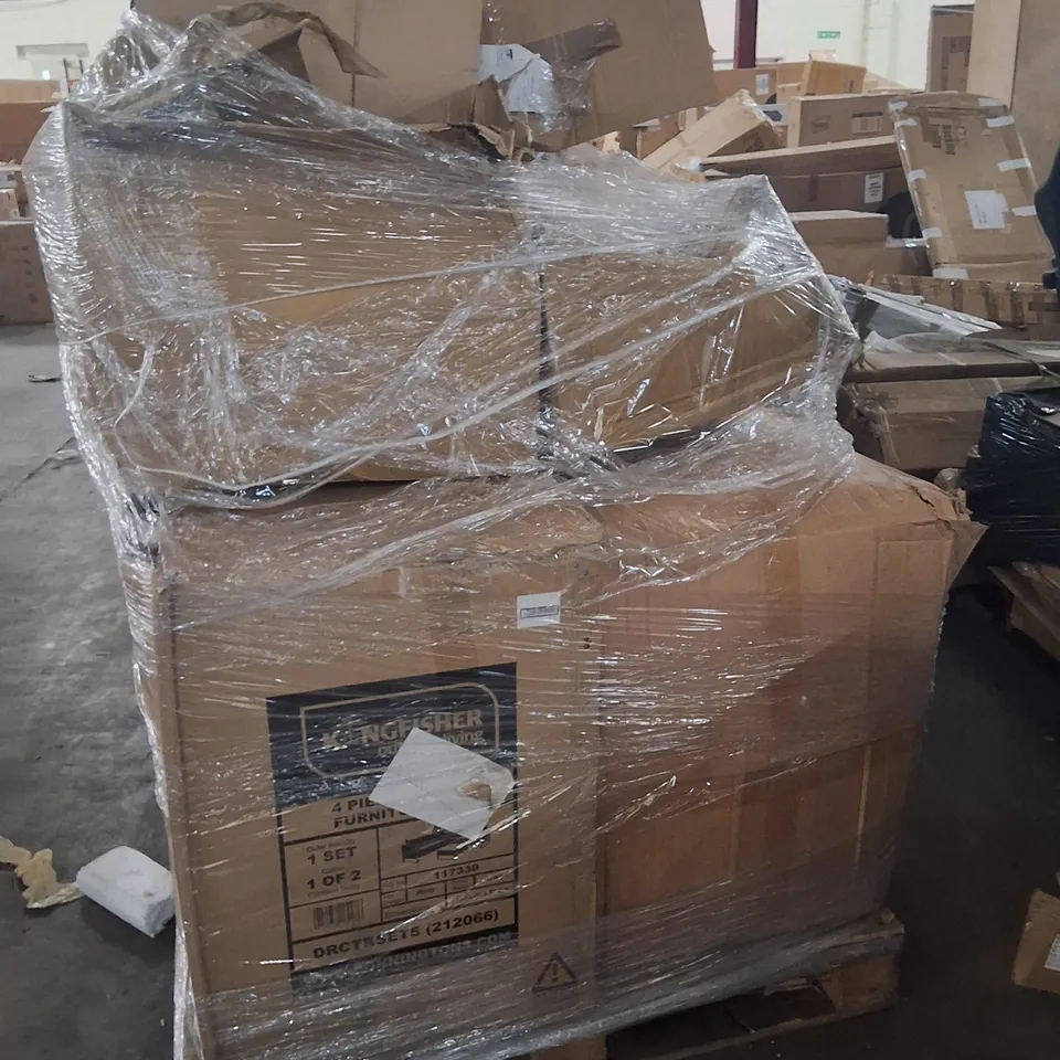 PALLET OF ASSORTED HOUSEHOLD GOODS TO INCLUDE;INCOMPLETE RATTEN SET,PARASOL BASE,AREA RUG