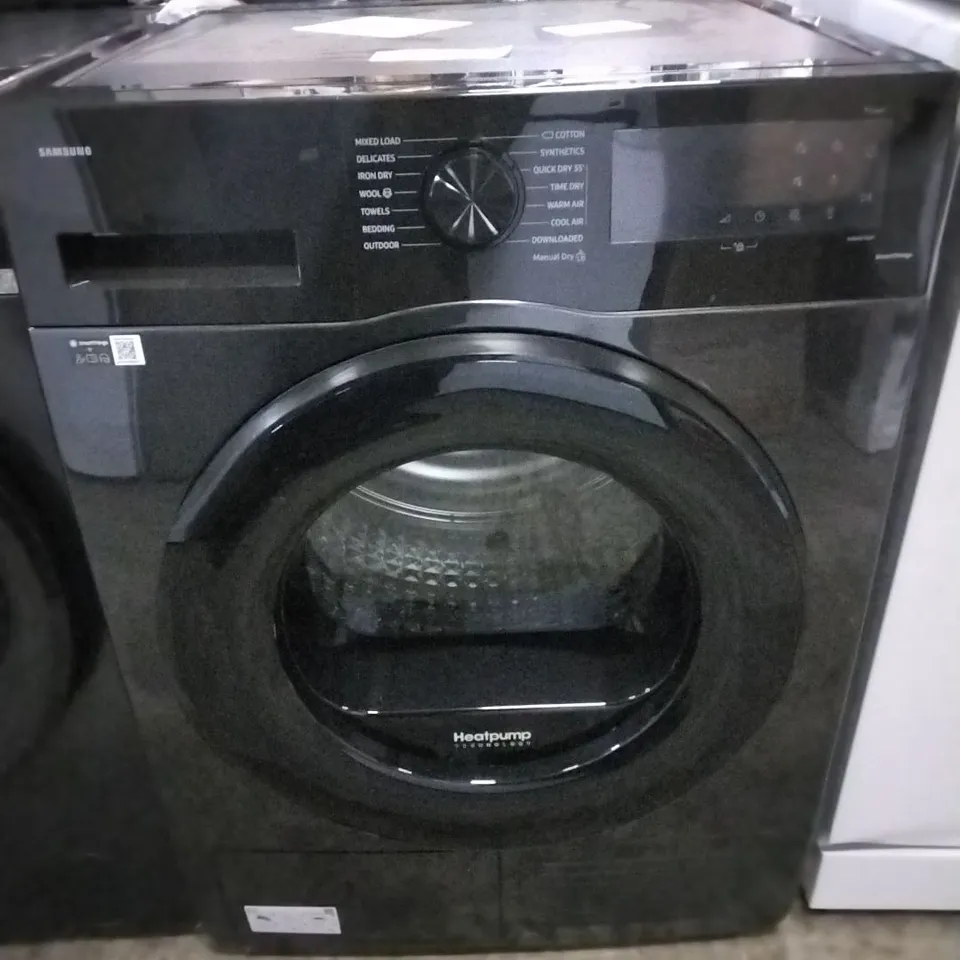 SAMSUNG SERIES 5 FREESTANDING WASHING MACHINE IN BLACK - DV80CGC0B0ABEU