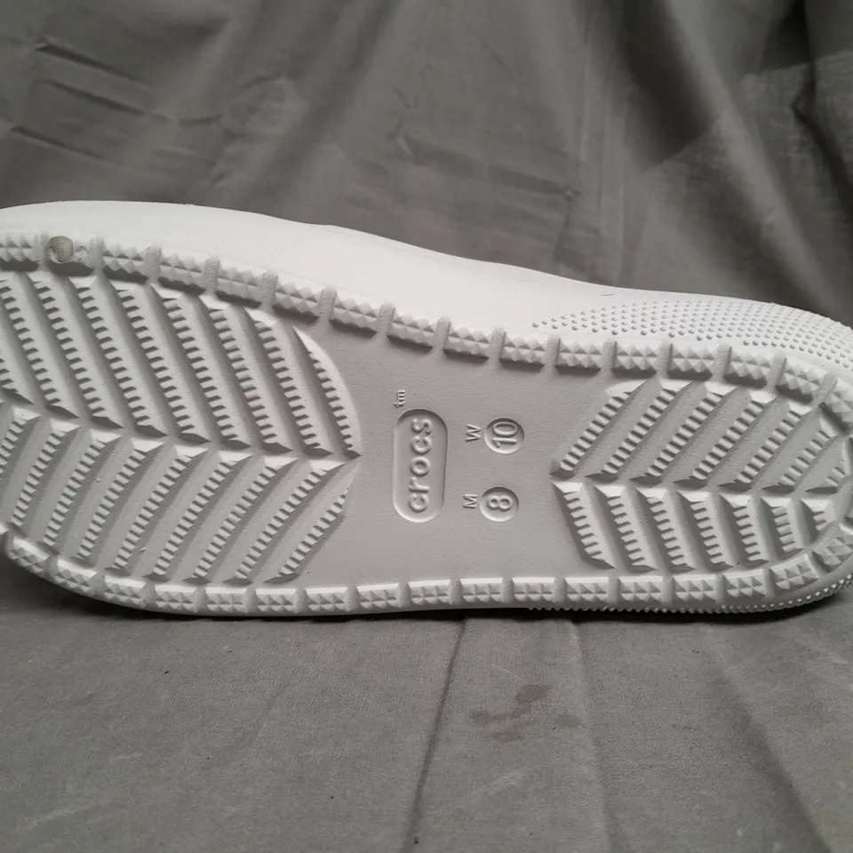 CROCS CLASSIC SANDAL V2 IN GREY - UK 7M/W8