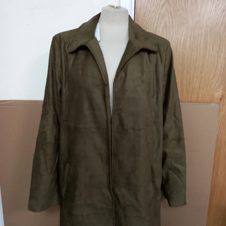 BEN DE LISI SUEDE COAT IN KHAKI SIZE 14 