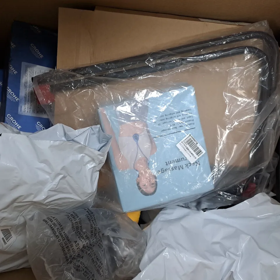 BOX OF APPROXIMATELY 15 ASSORTED HOUSEHOLD ITEMS