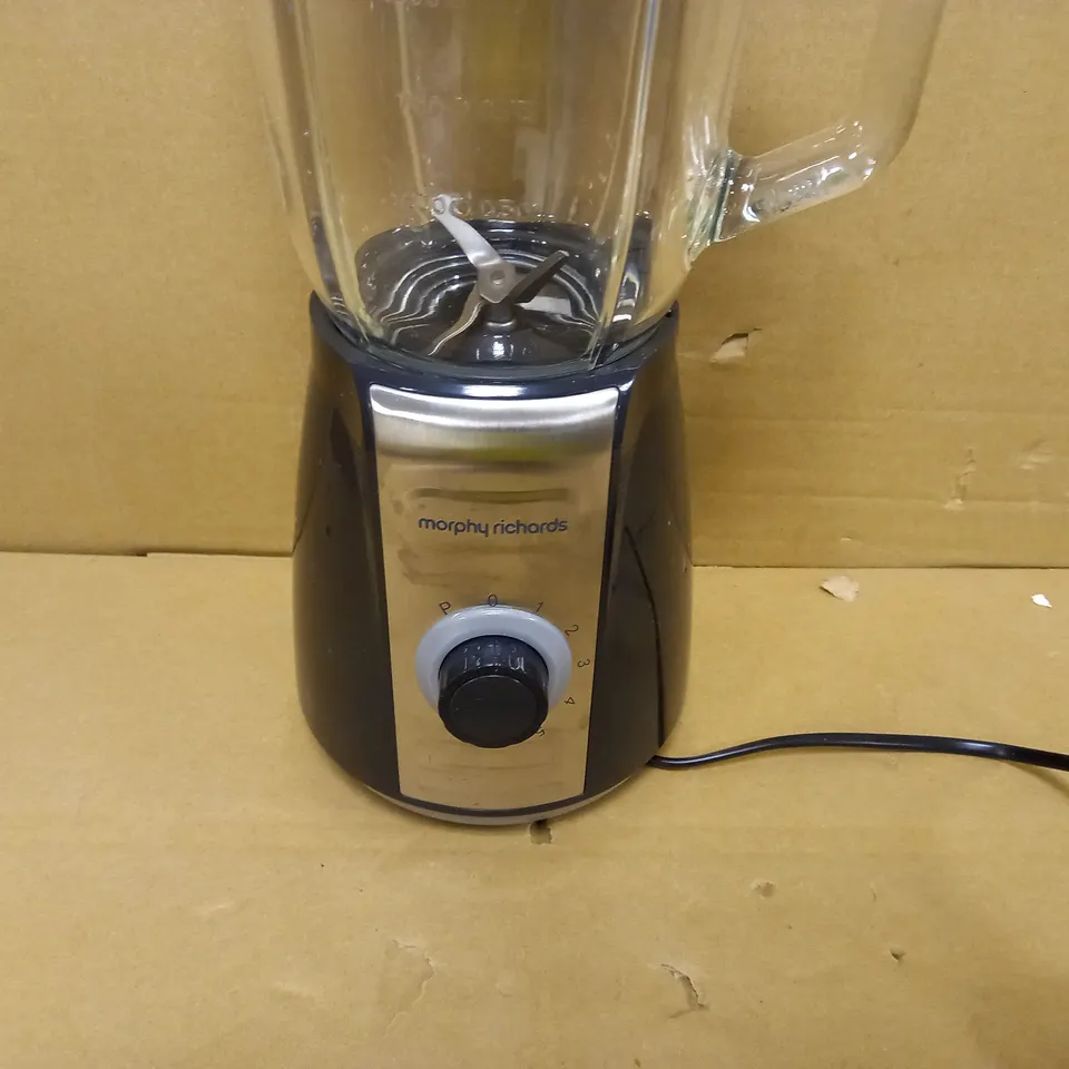 MORPHY RICHARDS TOTAL CONTROL GLASS TABLE BLENDER