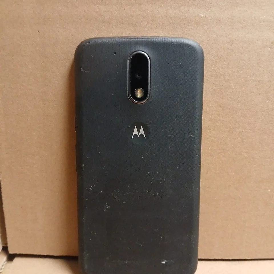 MOTOROLA SMARTPHONE – BLACK 