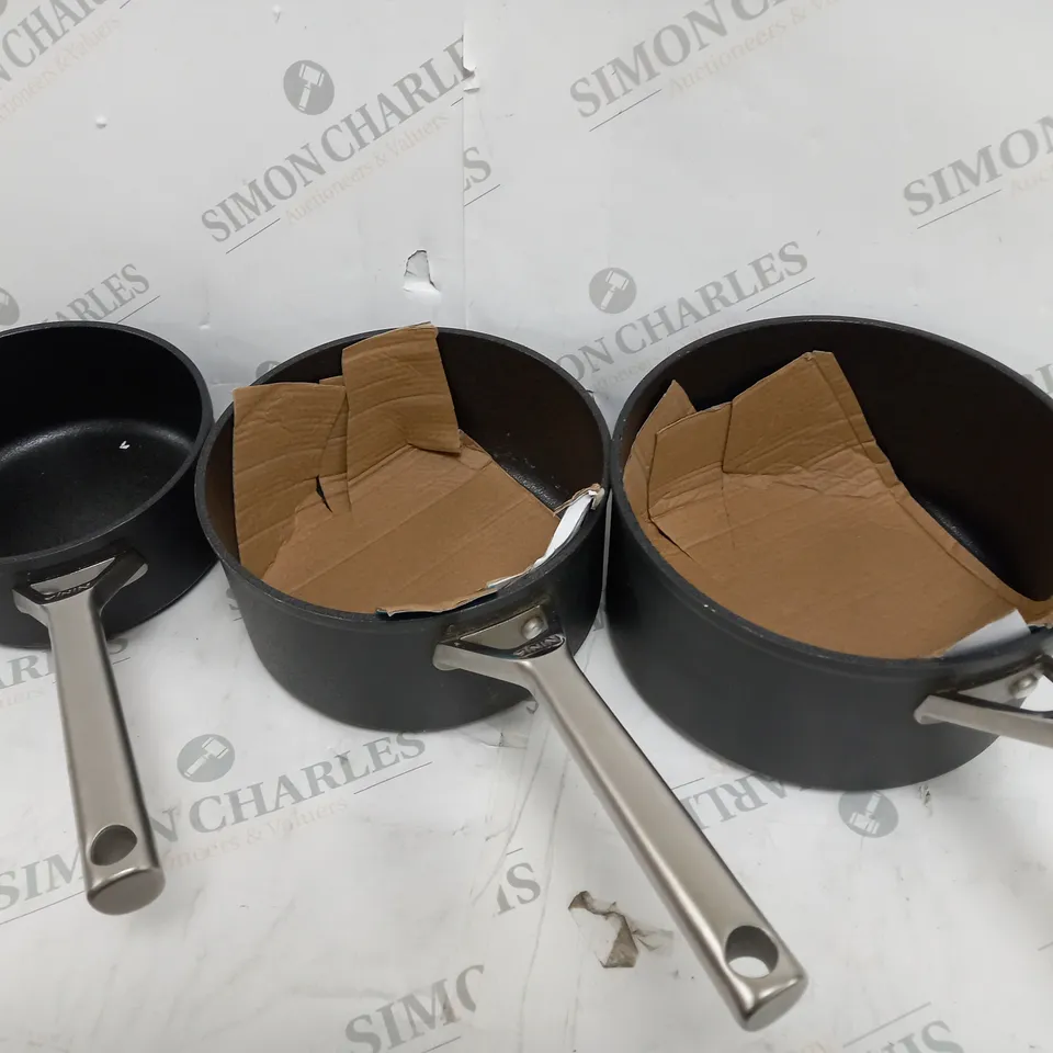 BOXED NINJA ZEROSTICK 3 PIECE PAN SET