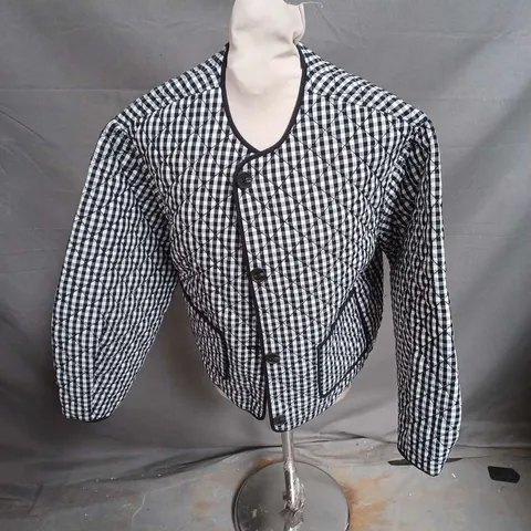 NOBODY'S CHILD GINGHAM QUILTED JACKET IN WHITE/BLACK SIZE M