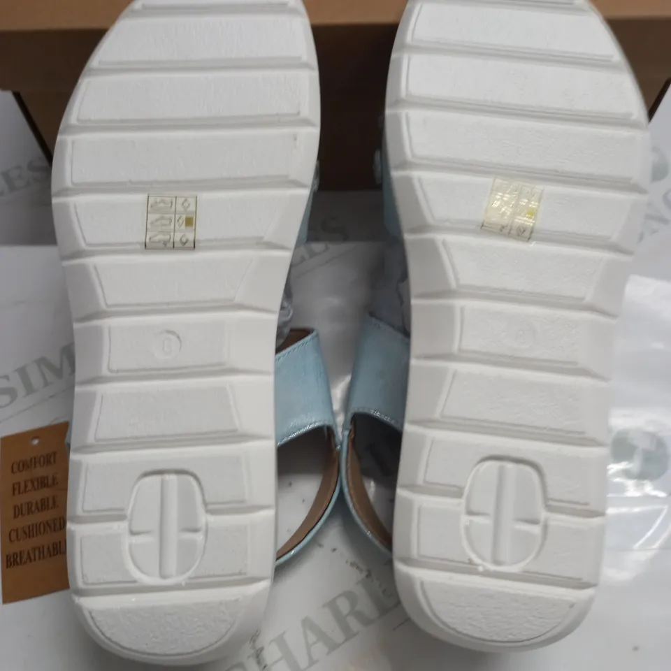 BOXED PAIR OF CUSHION WALK JEWELLED SANDALS IN SILVER - SIZE 6