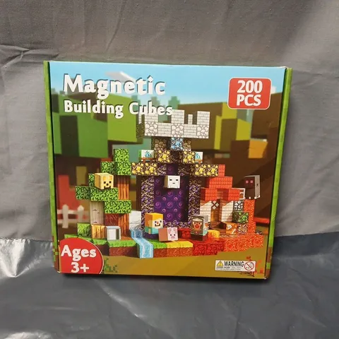 MAGNETIC BUILDING CUBES – 200 PIECES 