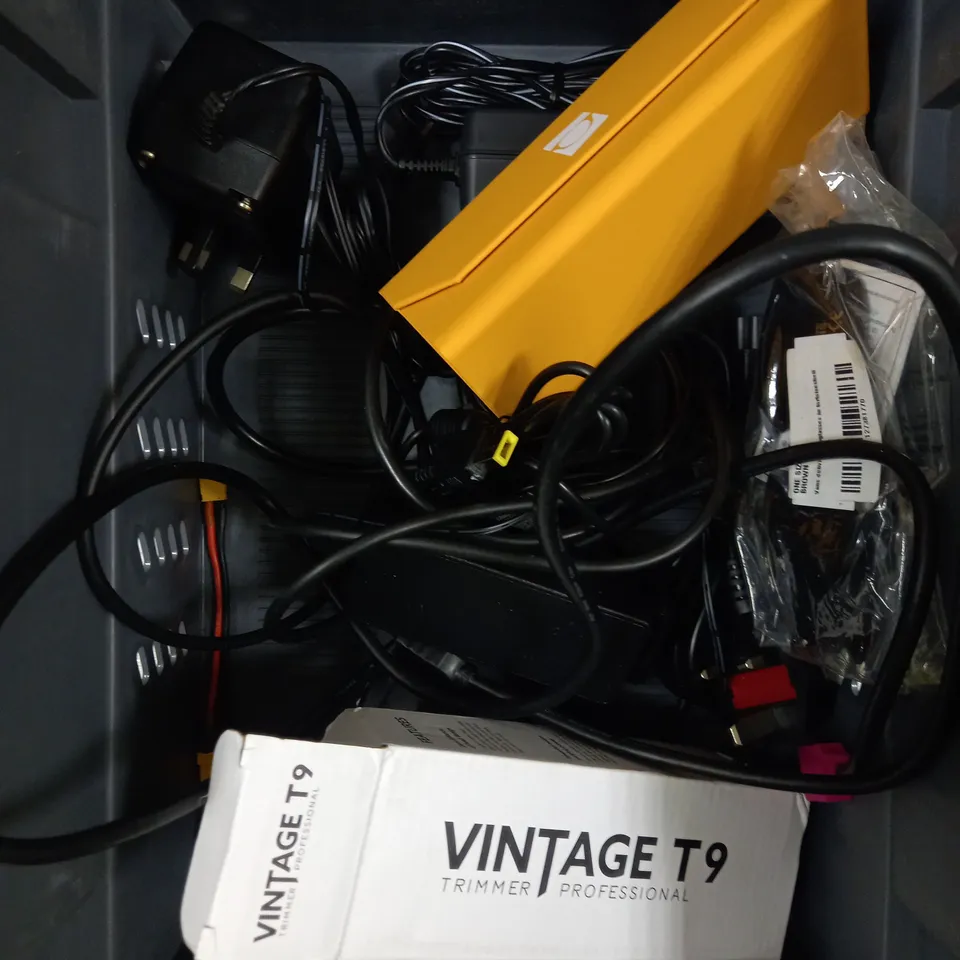 BOX OF APPROXIMATELY 15 ASSORTED HOUSEHOLD & ELECTRICAL ITEMS TO INCLUDE PRESCRIPTION SUNGLASSES, HDMI CABLE, ASSORTED POWER SUPPLIES ETC 