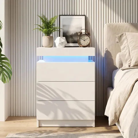 BOXED BEDSIDE TABLES - WHITE