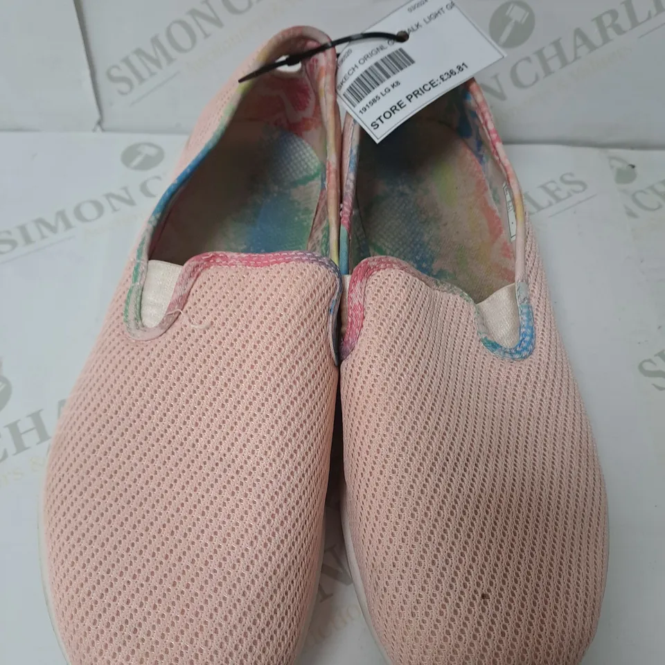 SKECHERS GO WALK PINK PUMPS 