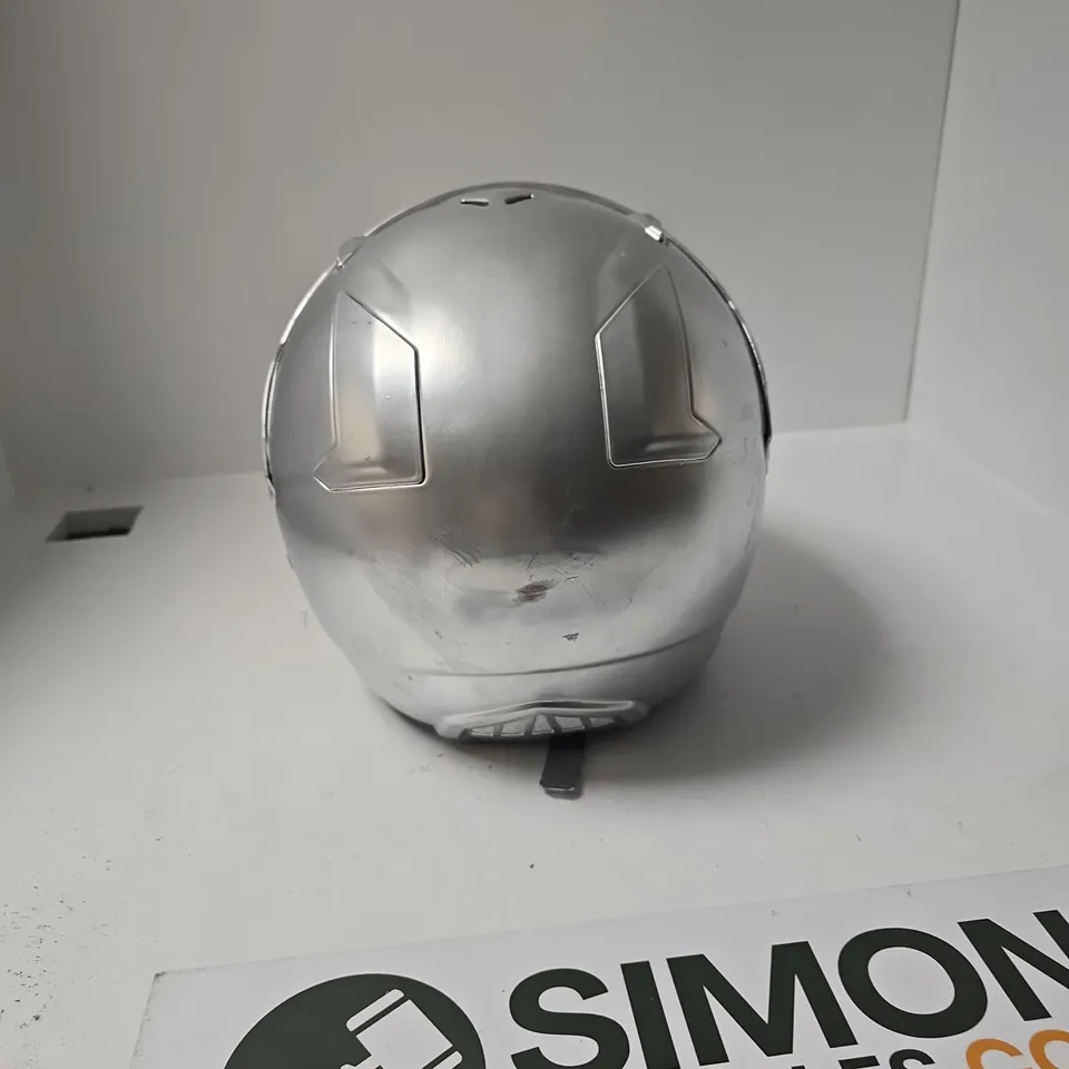 METTALIC CORE SILVER FULL-FACE MOTORCYCLE HELMET WITH GRAFFITI VISOR