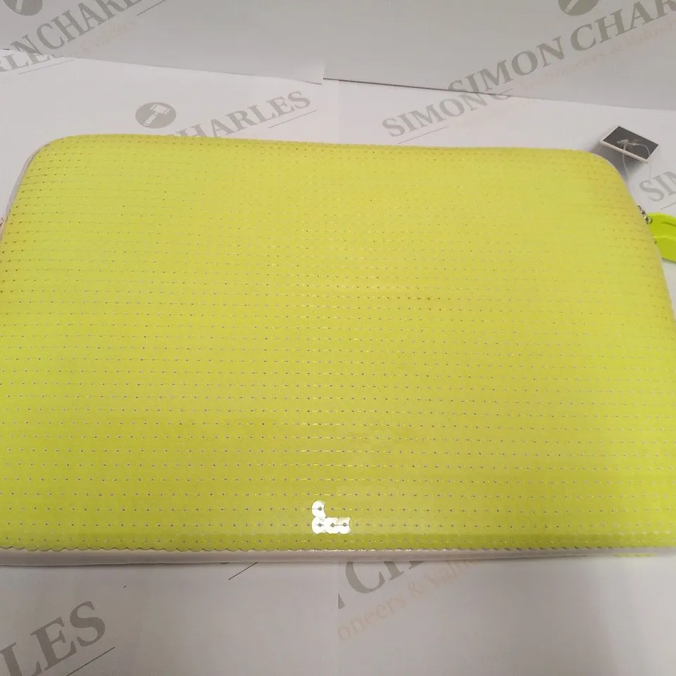 JUICY COUTURE 13 INCH LAPTOP SLEEVE ULTRA YELLOW