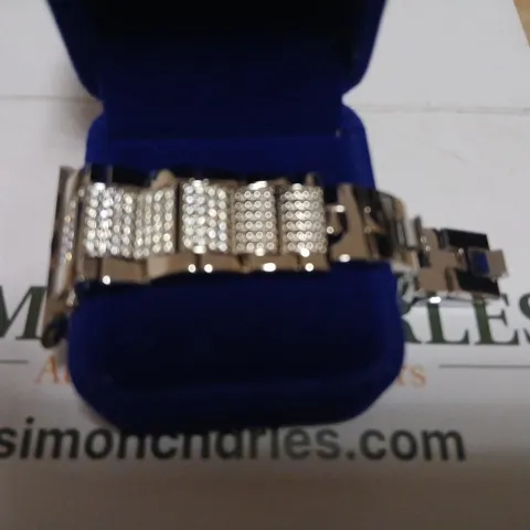 DIAMONIQUE 1.68CT SMART WATCH STRAP 