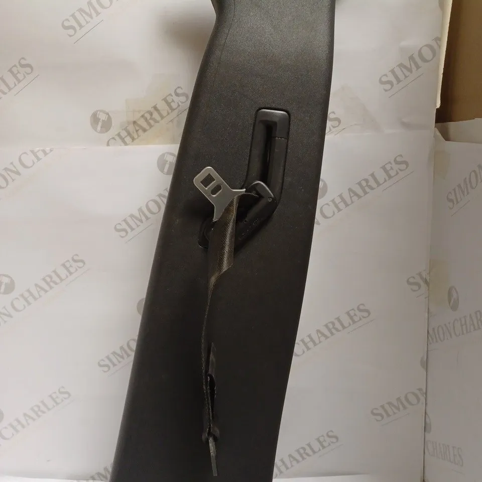 REPLACEMENT SEATBELT PANEL WITH PRETENSIONER - VEHICLE MODEL UNKNOWN 