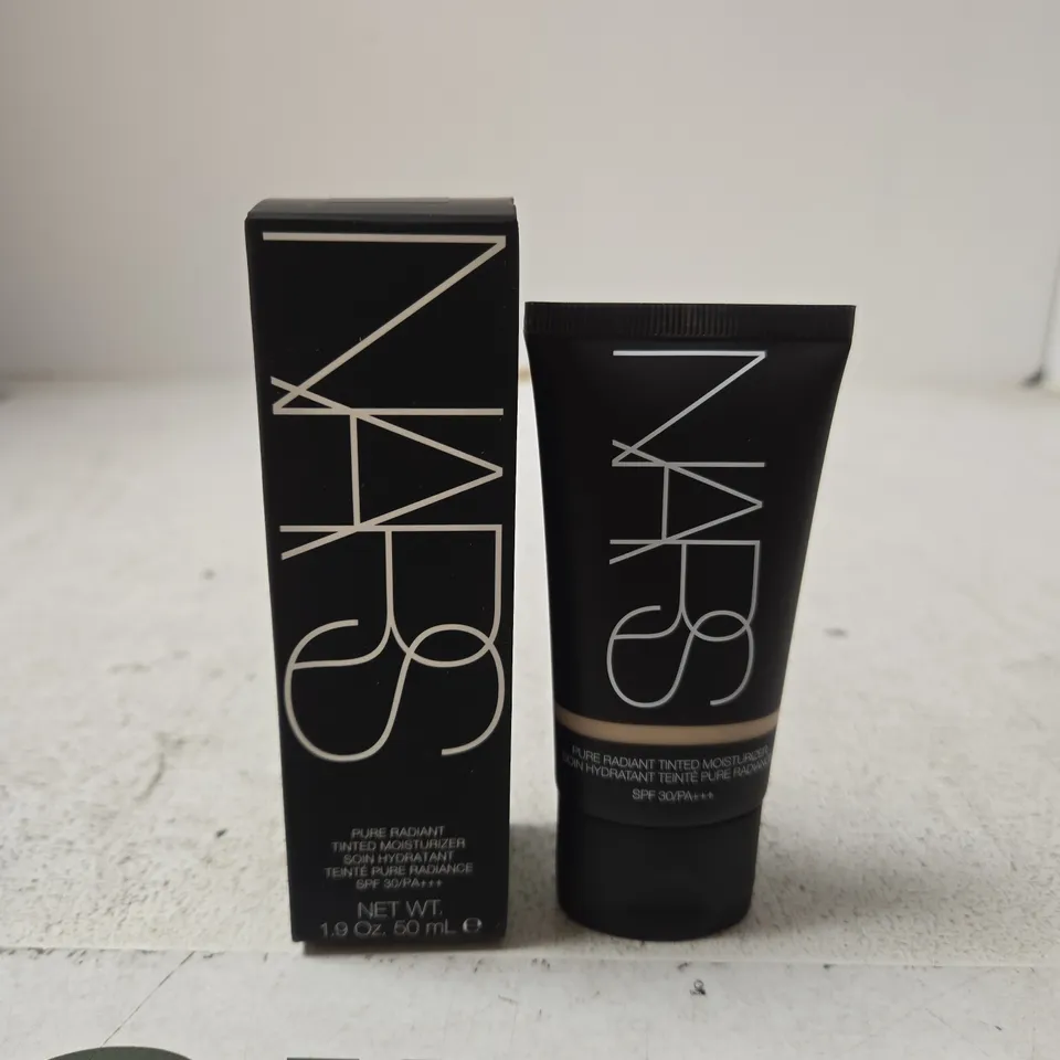 NARS PURE RADIANT TINTED MOISTURIZER SPF 30 – MEDIUM 0 (MYKONOS), 50 ML, BOXED