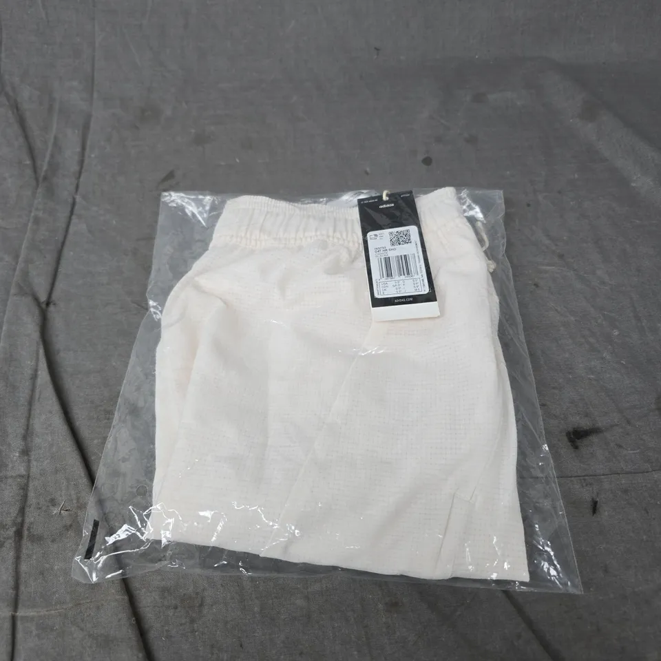 ADIDAS DESIGNED FOR TRAINING HIIT HEATREADY SHORTS IN WHITE SIZE S 5"