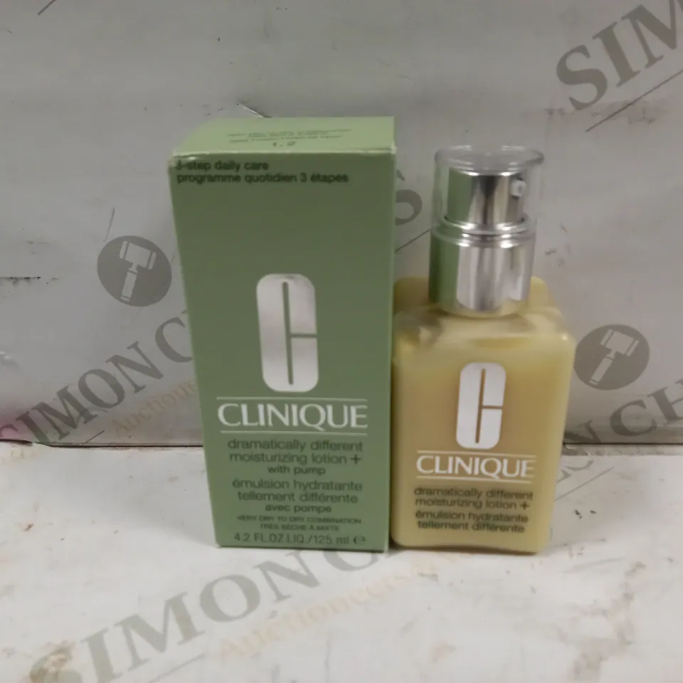 CLINIQUE DRAMATICALLY DIFFERENT MOSTURIZING LOTION WITH PUMP