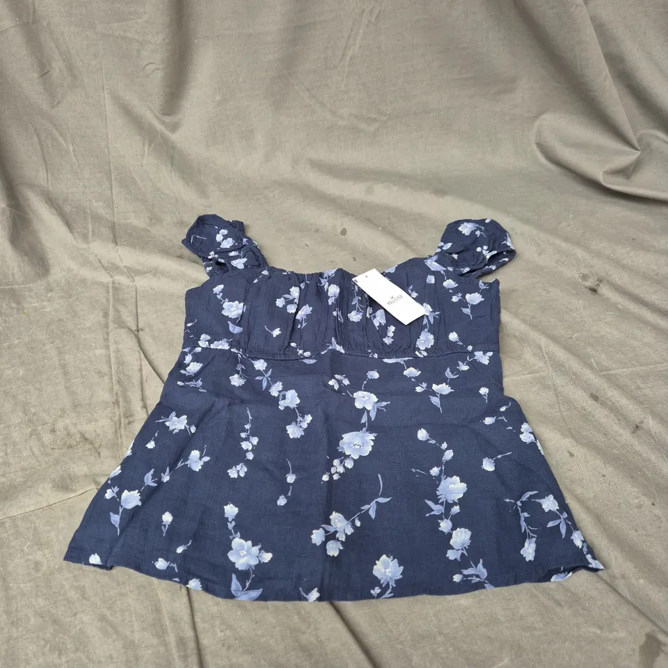 HOLLISTER RUCHED BUST TOP – NAVY BLUE FLORAL, XS