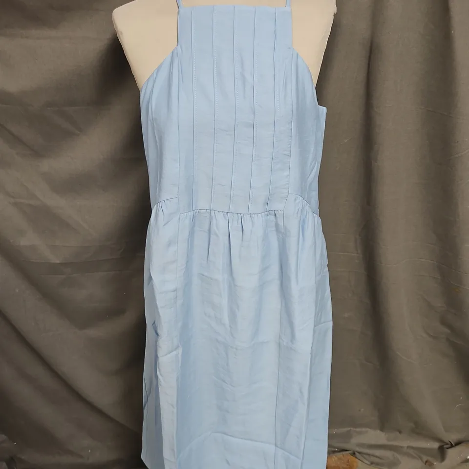 MINT VELVET PLEAT DETAIL MIDI DRESS IN BLUE SIZE M