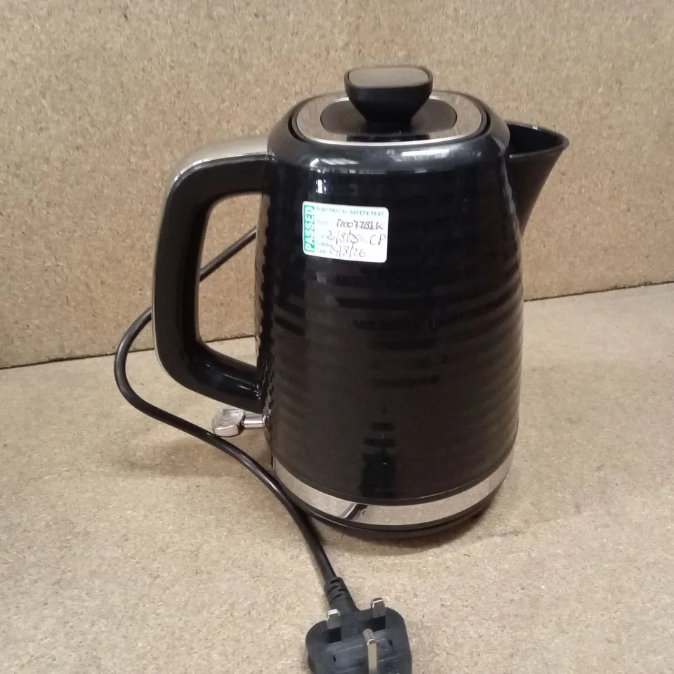 BOXED TOWER SATURN 1.7L KETTLE - BLACK