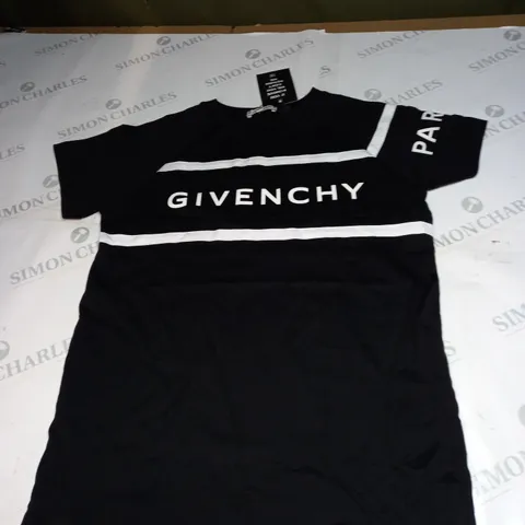 GIVENCHY LOGO PRINT T-SHIRT SIZE 12