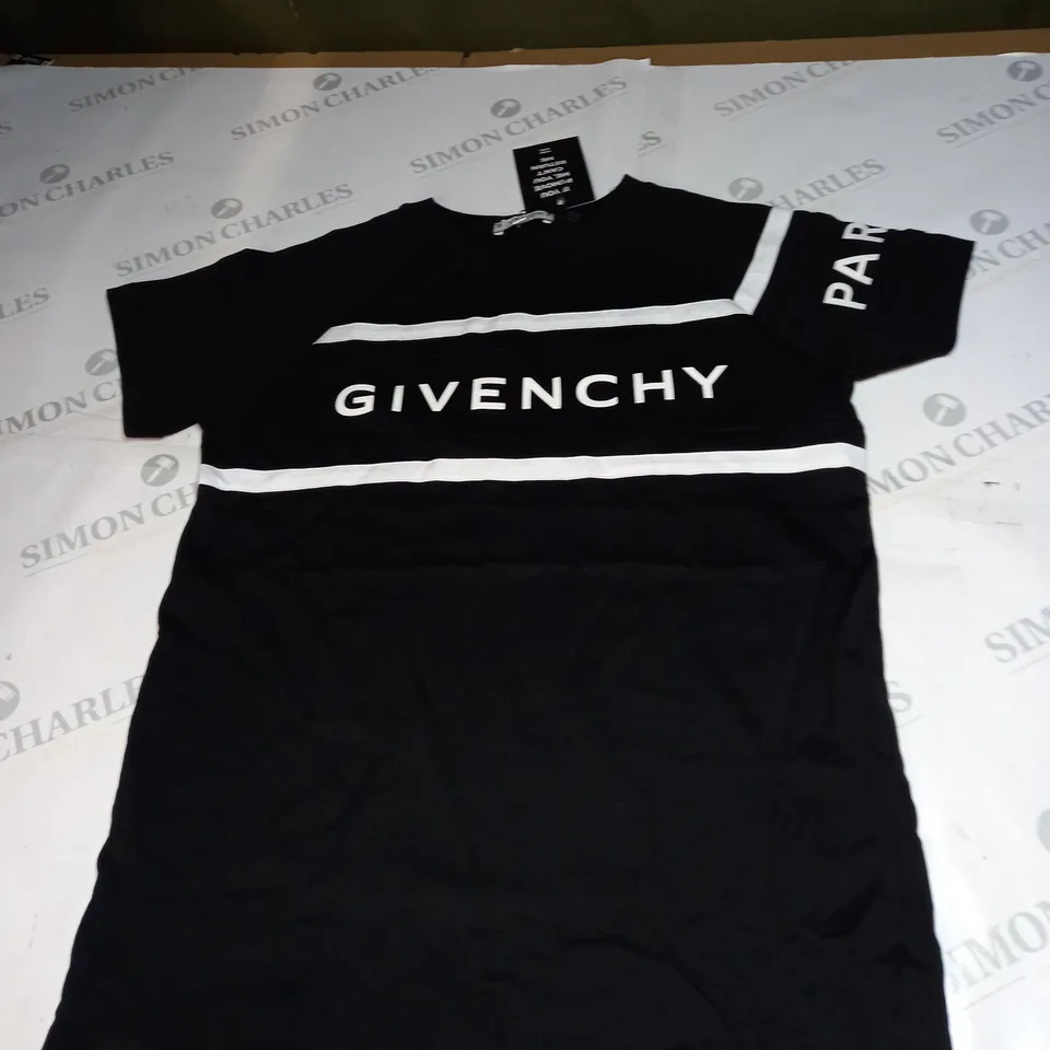 GIVENCHY LOGO PRINT T-SHIRT SIZE 12
