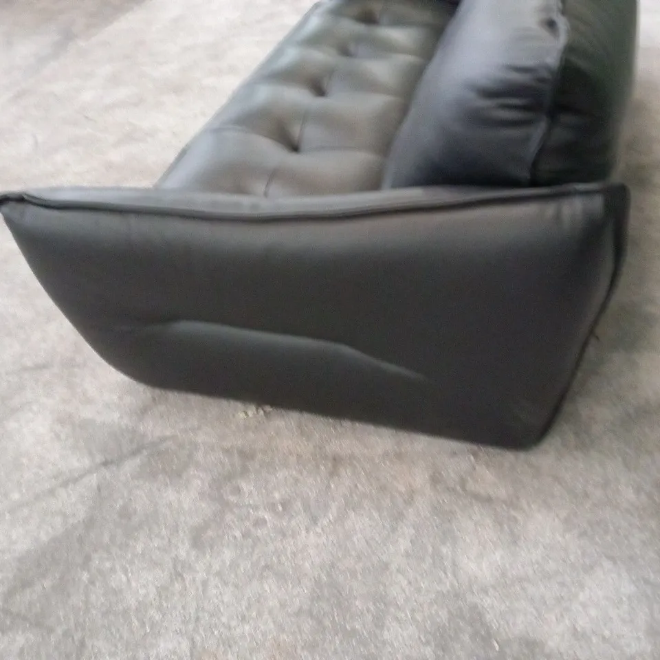 DESIGNER ITALIAN MADE SEVILLE BLACK LEATHER TWO SEATER SOFA 