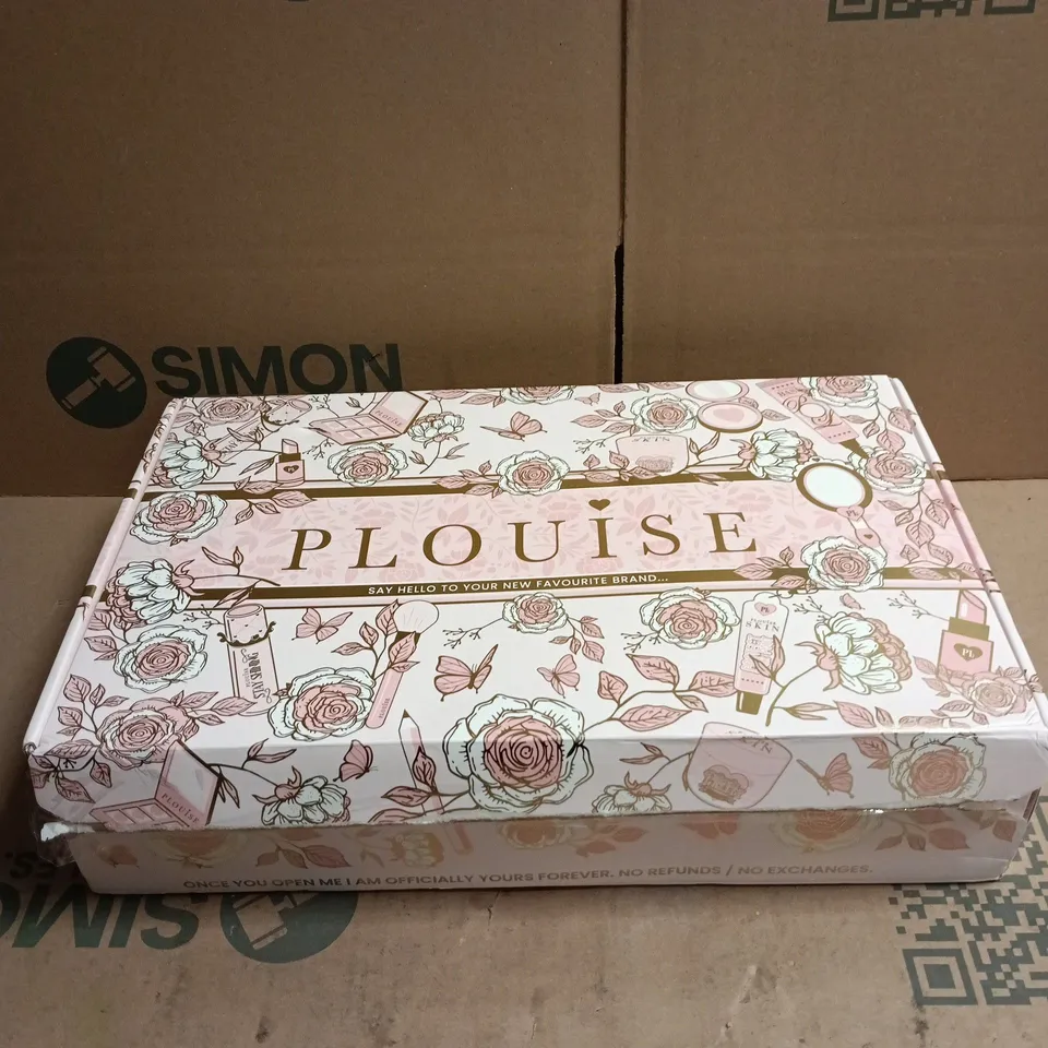 PLOUISE 11 ITEM BOX SET TO INCLUDE CANDY CLEANSE, WHIPPED BODY FOAM, FIZZY POP SHAMPOO