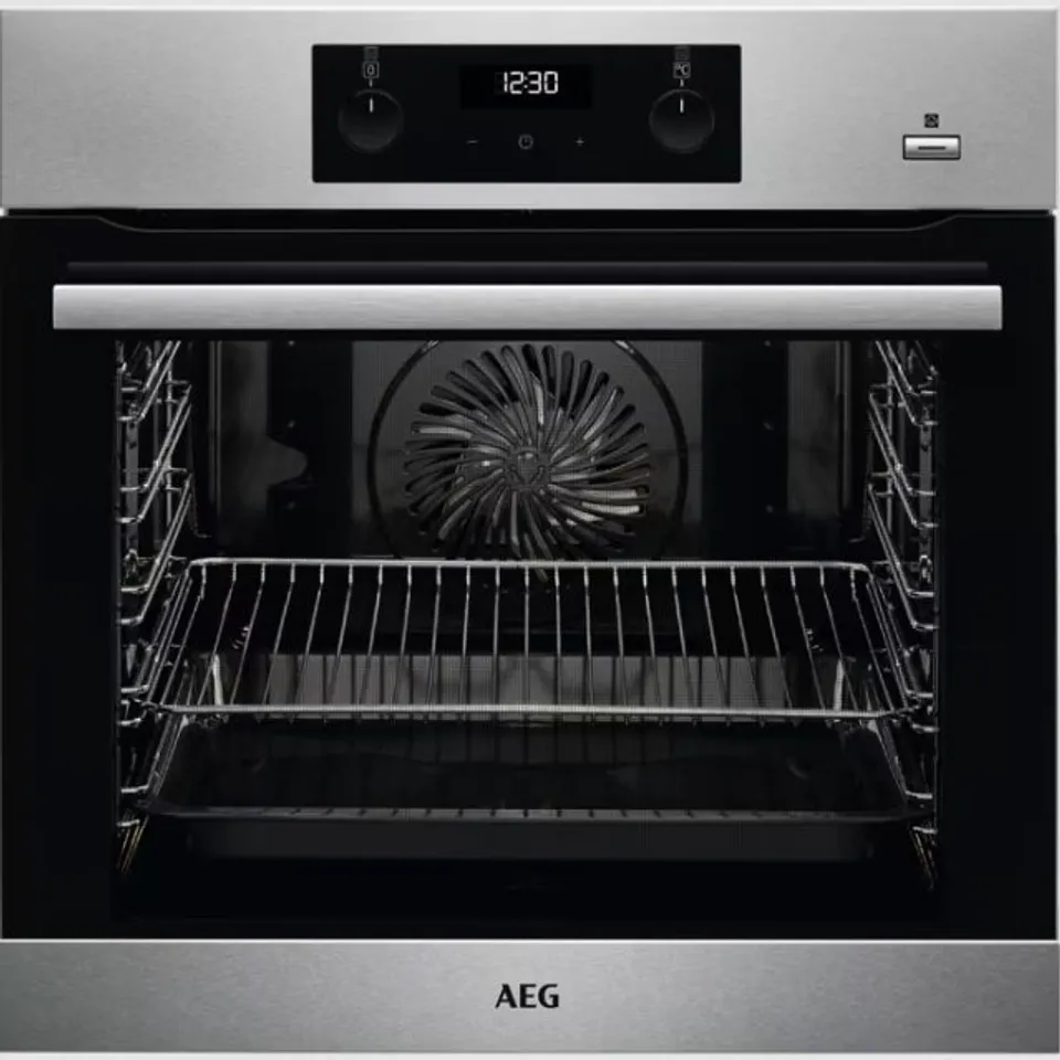 AEG INTEGRATED 6000 SERIES STEAMBAKE WITH AQUA CLEAN ENAMEL CLEANING BES355010M RRP £425