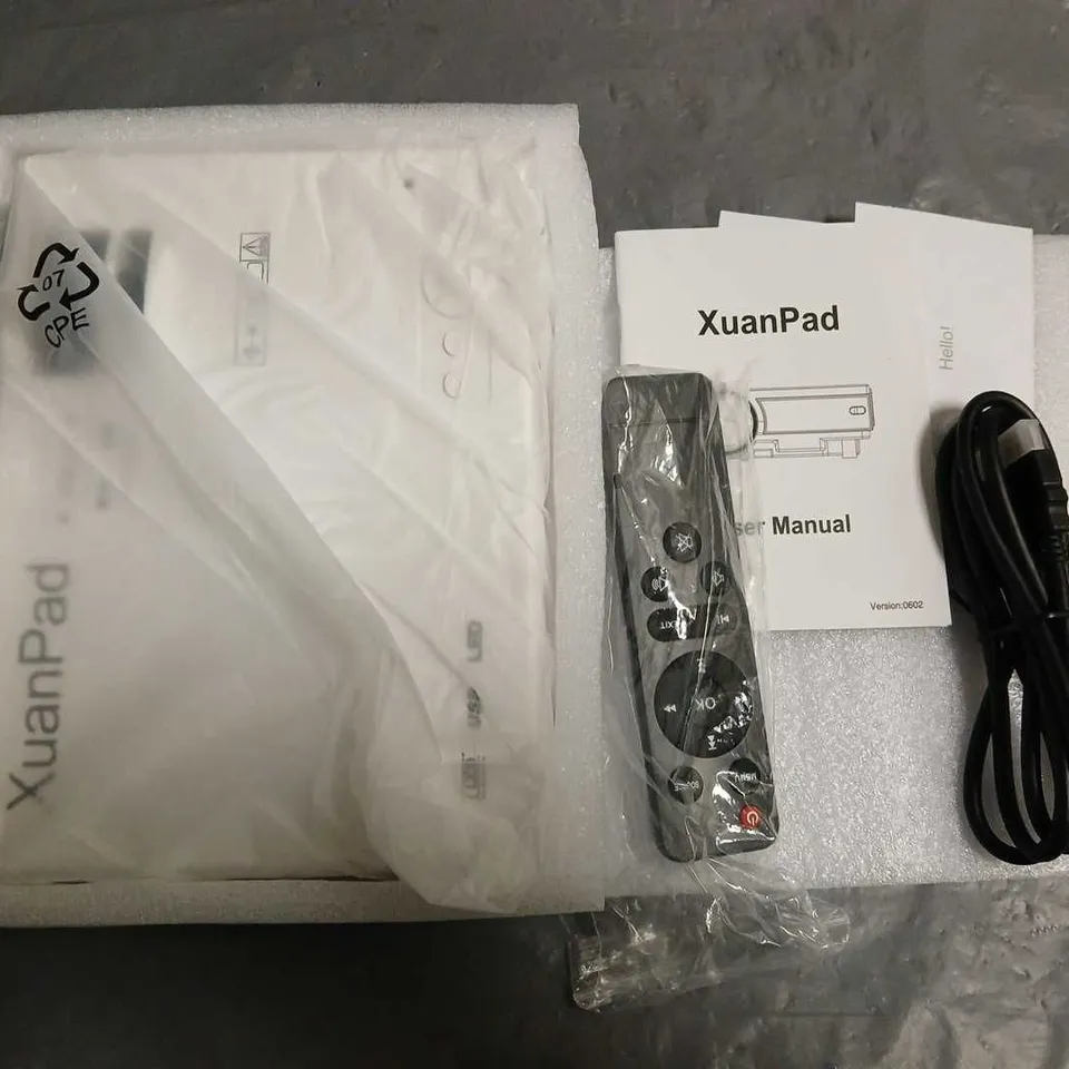 BOXED XUANPAD VIDEO PROJECTOR