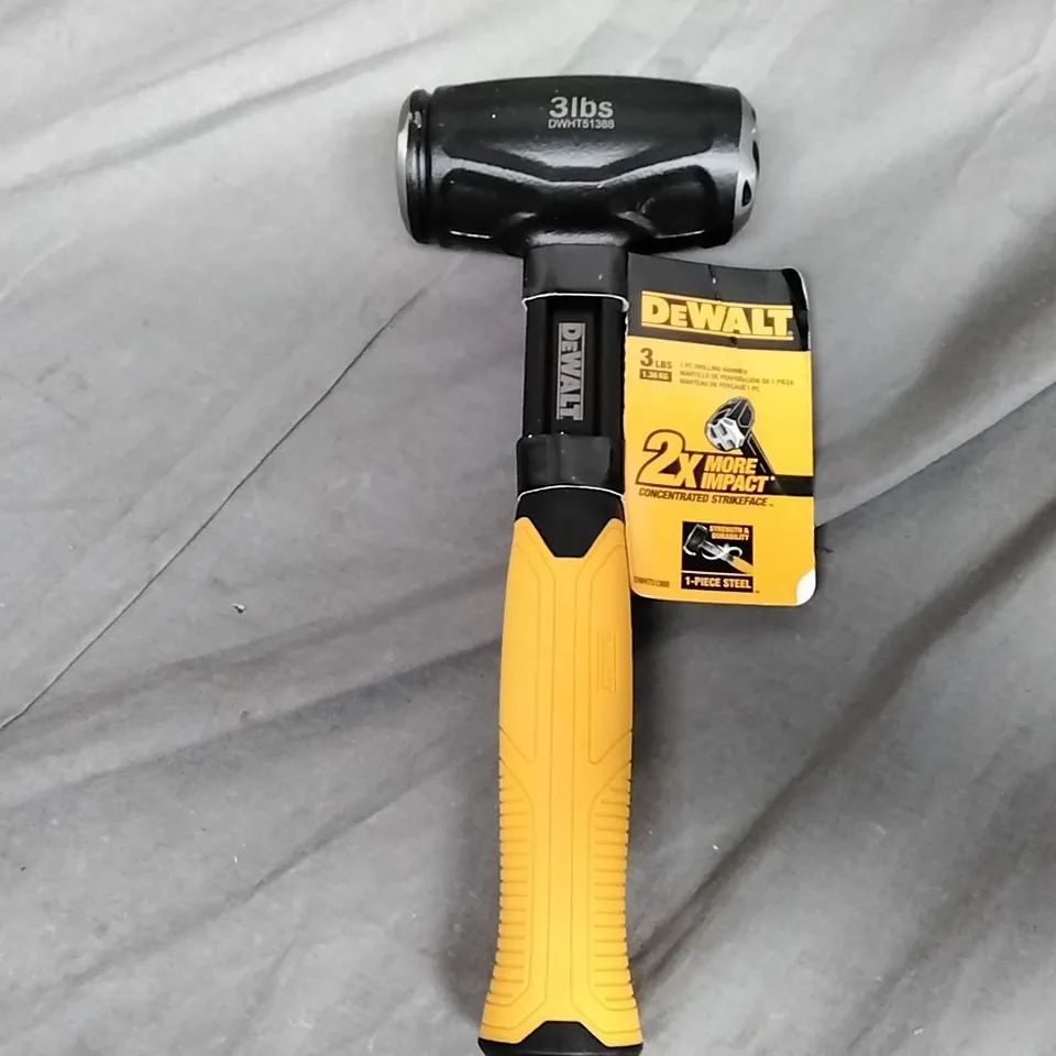 DEWALT 3LB DRILLING HAMMER 