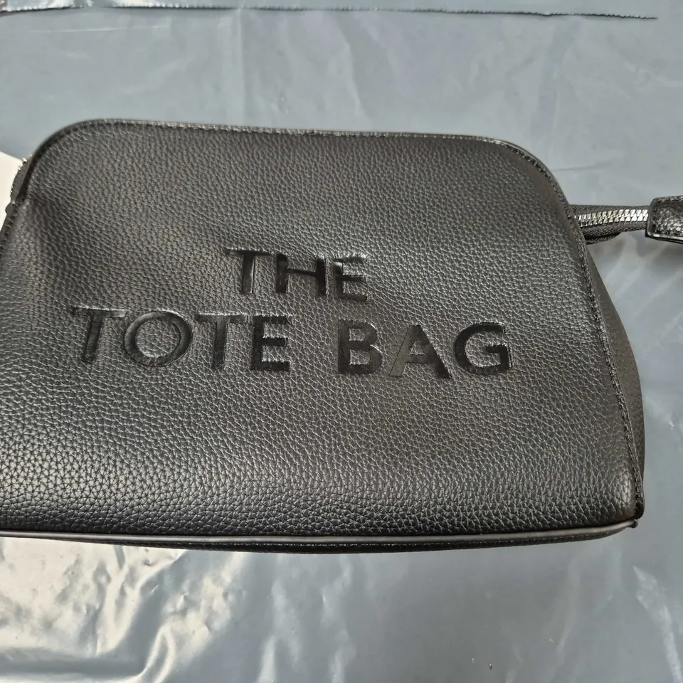 THE TOTE BAG – BLACK TEXTURED FAUX LEATHER POUCH