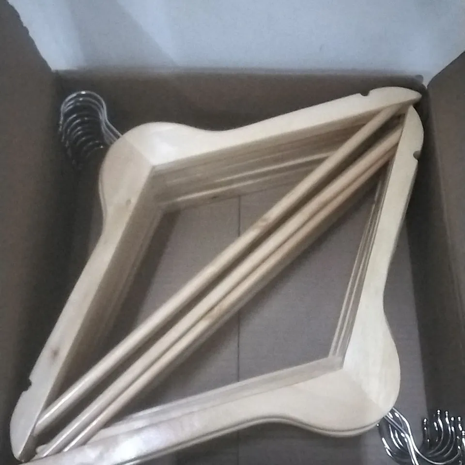 BOXED K-ONE 20 PACK WOODEN HANGER NATURAL COLOUR 