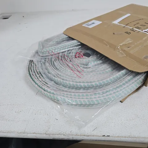 BERNINI PATTERNED HYDROHOSE WITH QUICK CONNECTORS GREEN