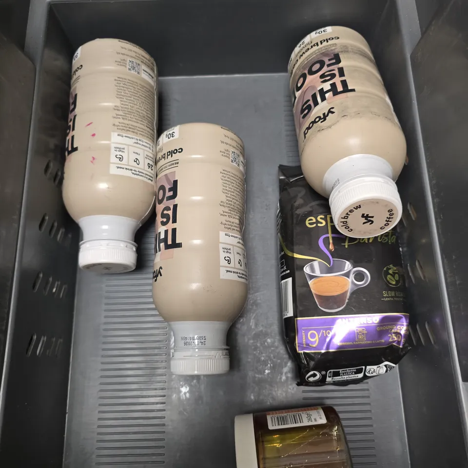 APPROXIMATELY 9 ASSORTED FOOD/DRINK PRODUCTS TO INCLUDE YFOOD, CARTE NOIRE, JUST BEE HONEY ETC 