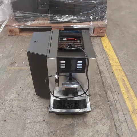 JURA JX8 PLATINUM COMMERCIAL COFFEE MACHINE