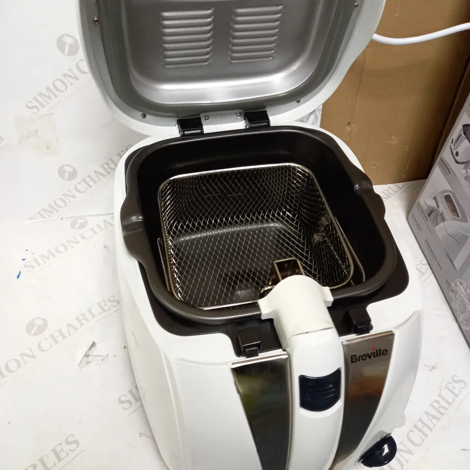 BREVILLE EASY CLEAN DIGITAL FRYER 