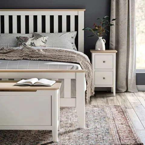 BOXED MARLOW NARROW BEDSIDE TABLE - WHITE