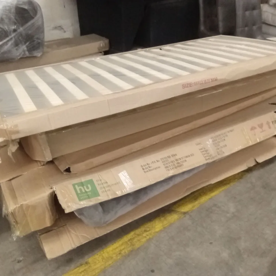 PALLET OF ASSORTED DESIGNER BED PARTS AND PIECES