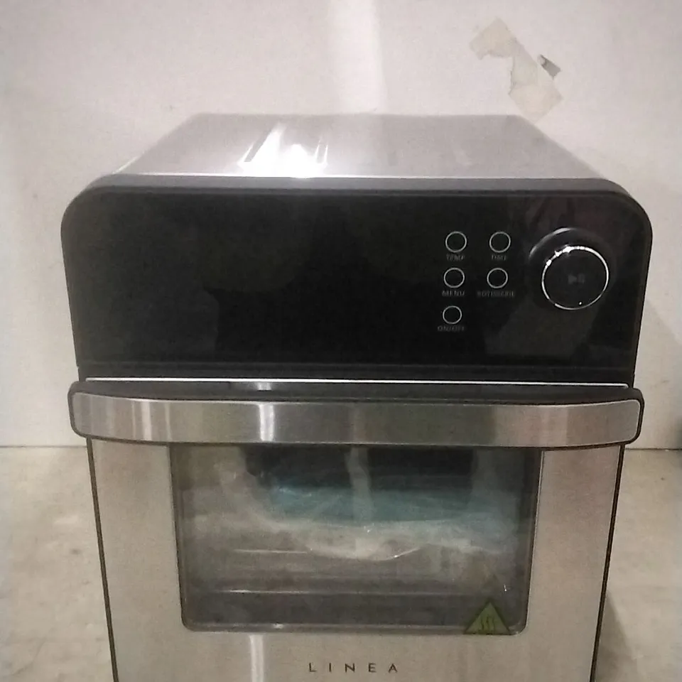 (DAMAGED) BOXED LINEA 14.5L AIR FRYER WITH ACCESSORIES