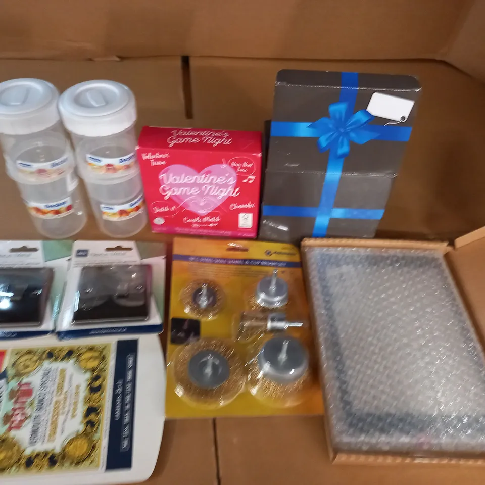 LOT OF ASSORTED HOUSEHOLD ITEMS TO INCLUDE NEXUS METAL SOCKET AND VALENTINE GAME 