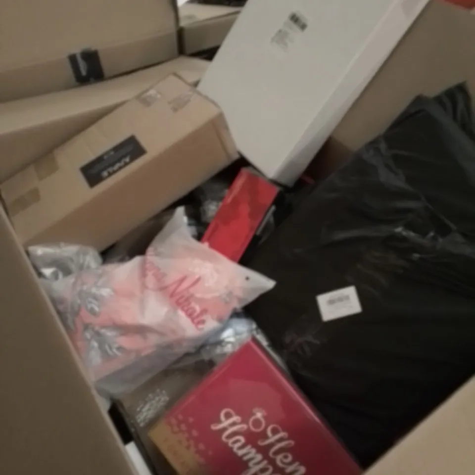 PALLET OF APPROXIMATELY ASSORTED HOUSEHOLD ITEMS TO INCLUDE GAME SETS , CLOTHING AND EYEWEAR 