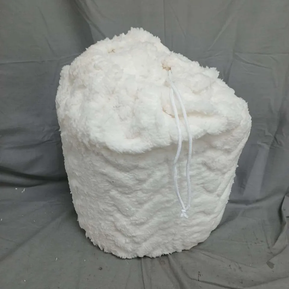 COSY CABLE KNIT FLEECE DUVET COVER SET WHITE